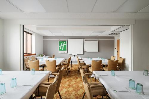 Foto de los servicios de Holiday Inn Northampton, an IHG Hotel