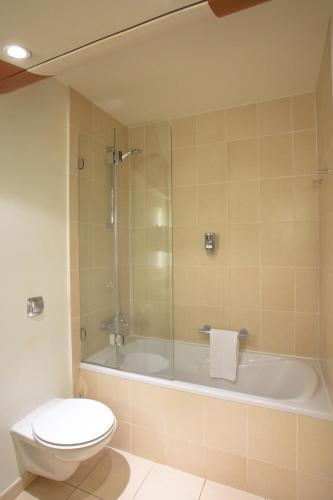 Foto del baño de Hotel Mercure Orléans Centre