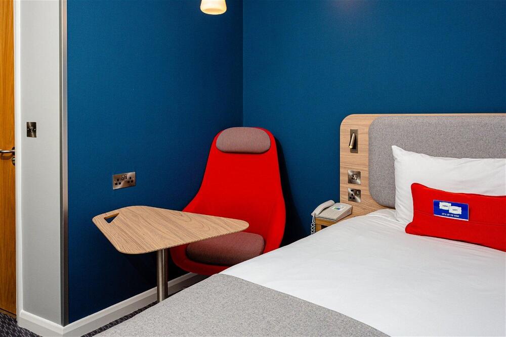 Foto de una habitación de Holiday Inn Express Canterbury, an IHG Hotel