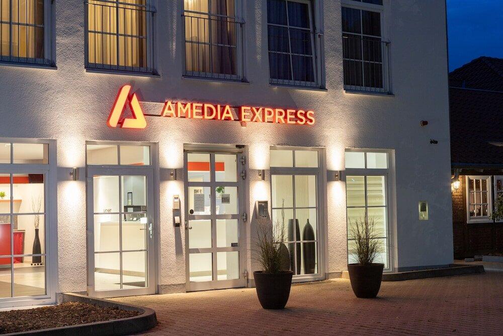 Foto del exterior de Hotel Amedia Express Bielefeld, Trademark Collection by Wyndham
