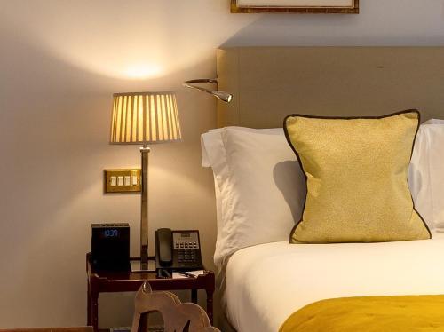 Foto de una habitación de Hotel Dukes London