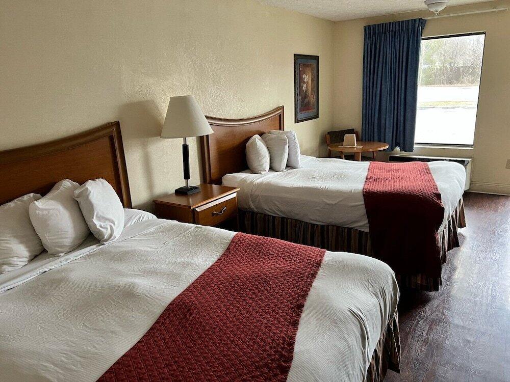 Foto de una habitación de Hotel Days Inn By Wyndham Pigeon Forge South