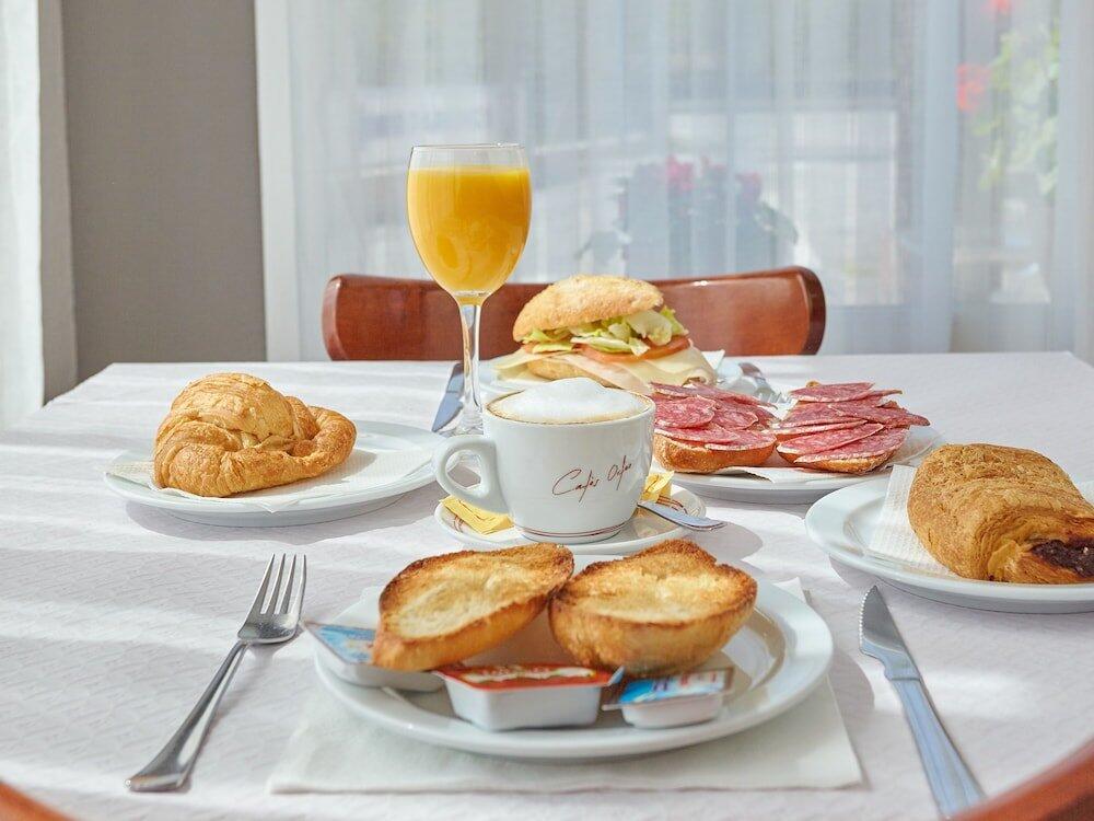 Foto de restauración de Hostal Mas Ferrer