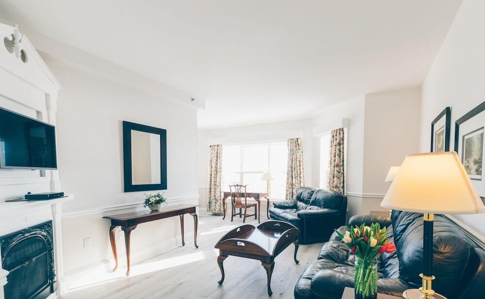 Foto de una habitación de Hotel Loyalist Country Inn &amp;amp; Conference Centre