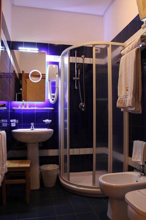 Foto del baño de Artemisia Palace Hotel
