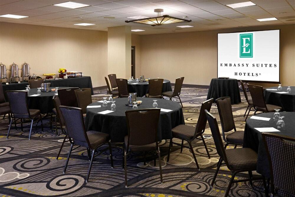 Foto general de Hotel Embassy Suites by Hilton Los Angeles International Airport South
