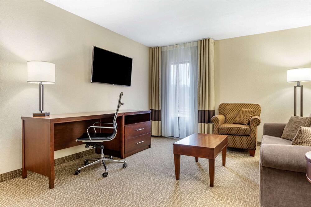Foto de una habitación de Hotel Comfort Inn &amp;amp; Suites Clemson - University Area