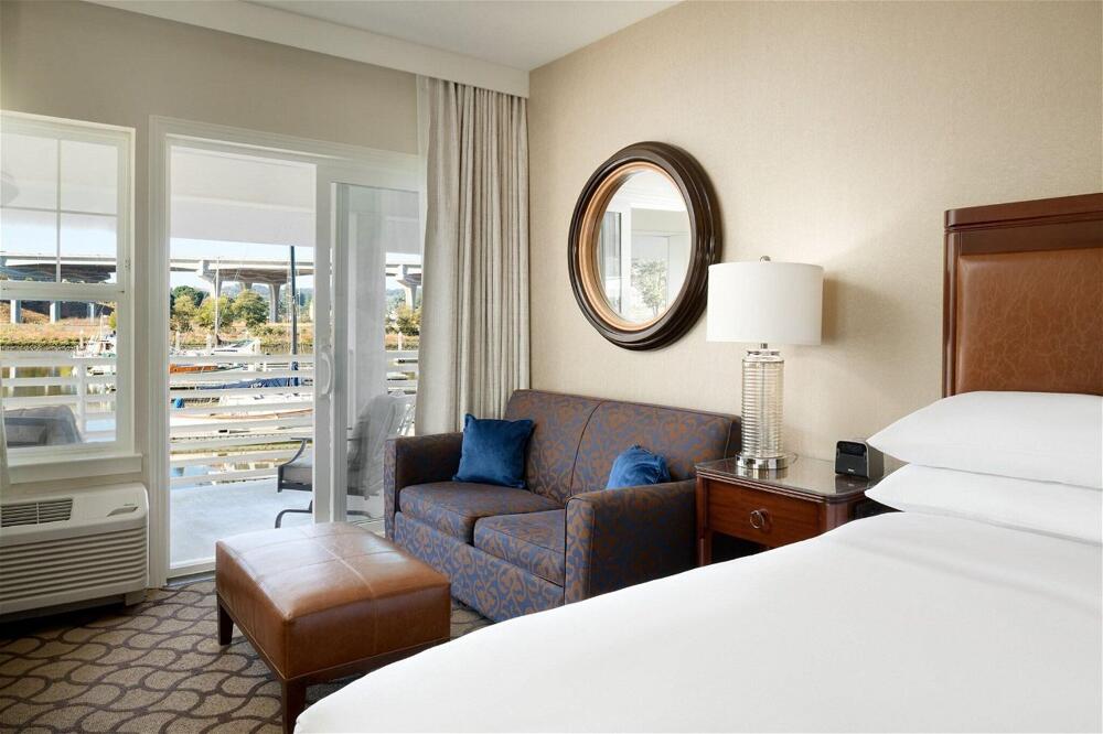 Foto de una habitación de Hotel Sheraton Sonoma Wine Country Petaluma