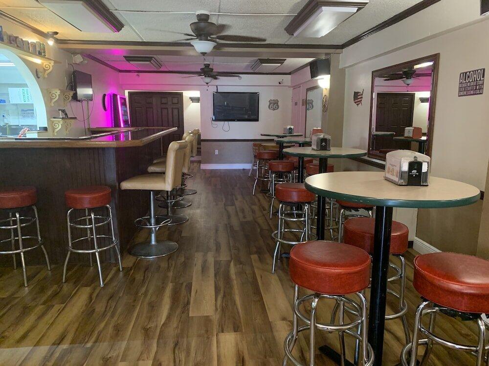 Foto de restauración de Hotel Americas Best Value Inn &amp;amp; Suites Melbourne