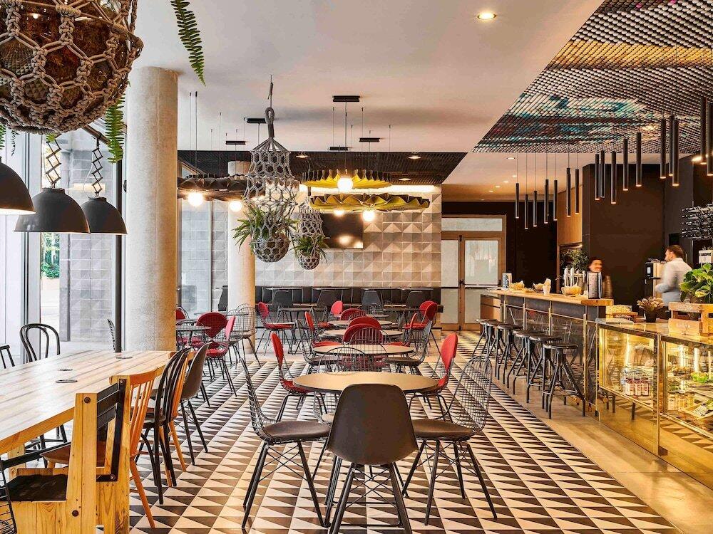 Foto de restauración de Hotel ibis Barcelona Glories 22