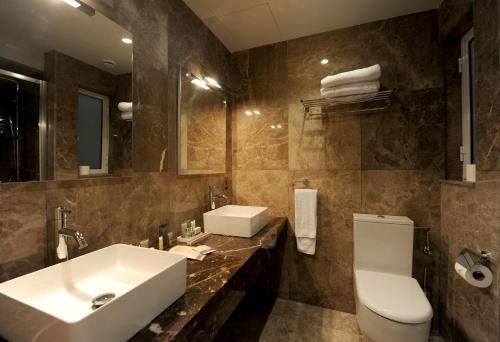 Foto del baño de The Manoel Boutique Hotel