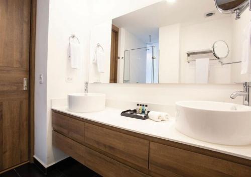 Foto del baño de Hotel Lagoon