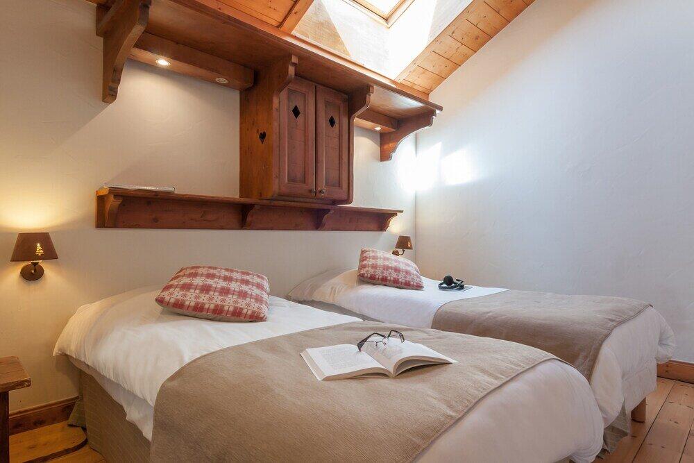Foto de una habitación de Résidence Pierre &amp;amp; Vacances Premium Les Fermes De Méribel