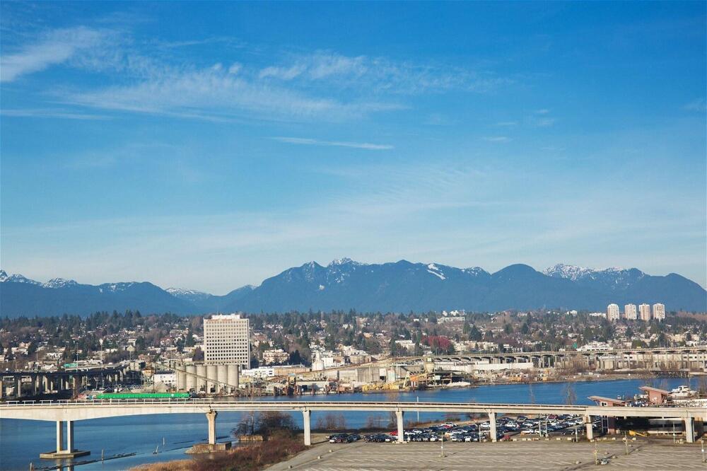 Foto de una habitación de Hotel The Westin Wall Centre, Vancouver Airport