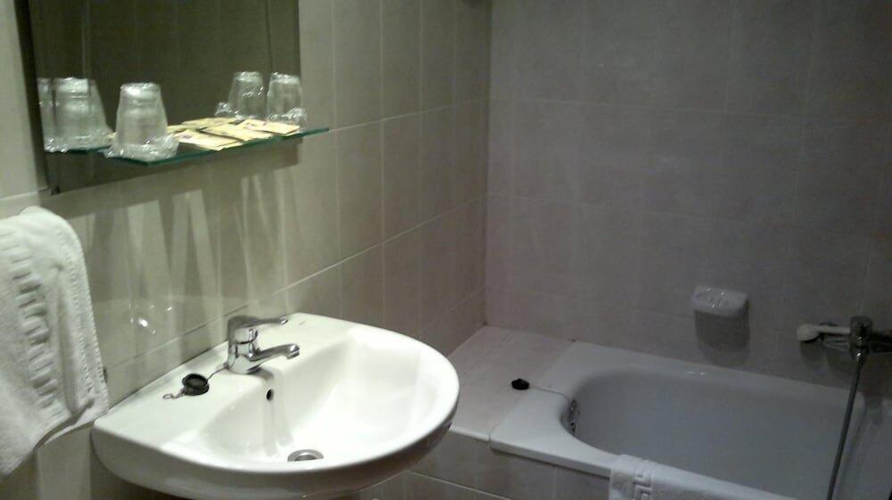Foto del baño de Hotel Yeste