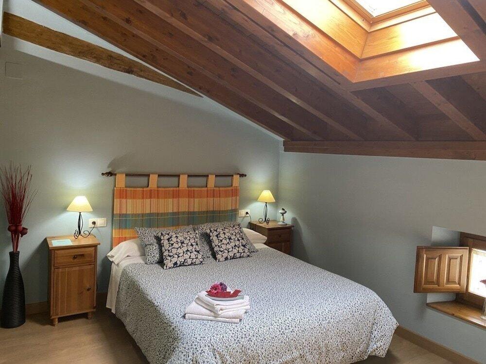 Foto de una habitación de La Cabala de Ibeas