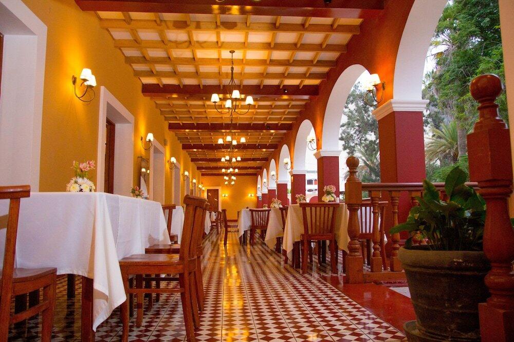 Foto de restauración de DM Hoteles Mossone - Ica