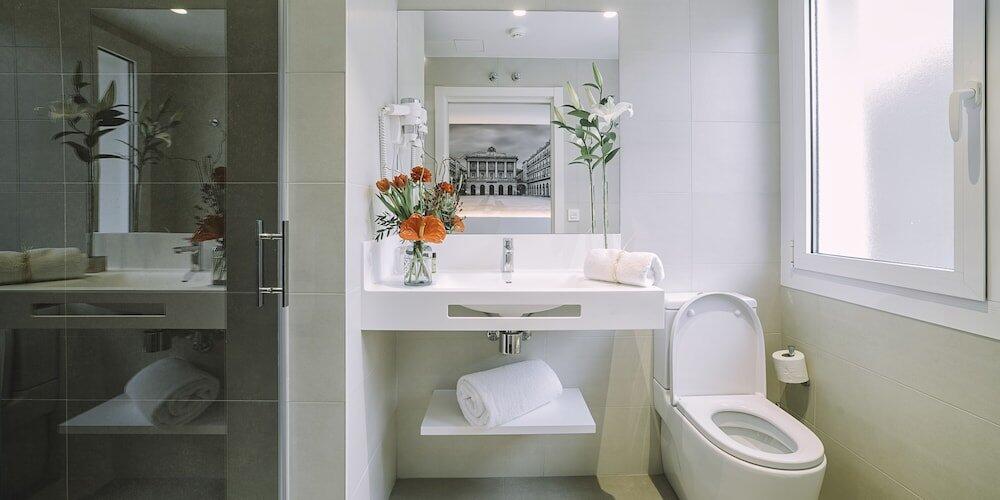 Foto del baño de Pensión Txingurri