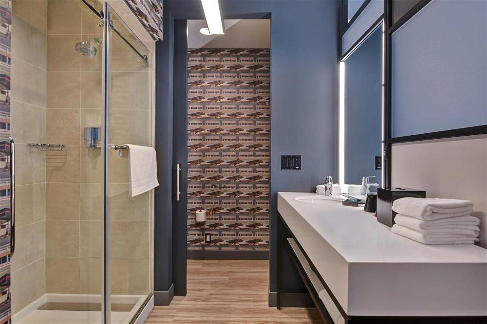 Foto del baño de Hotel Aloft Secaucus Meadowlands