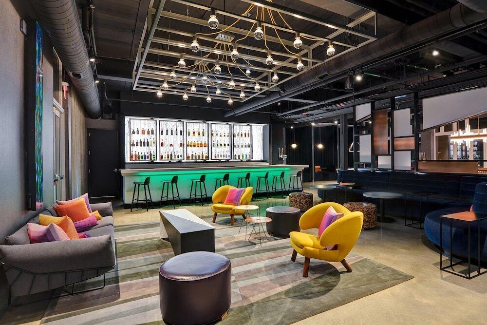 Foto de restauración de Hotel Aloft Secaucus Meadowlands