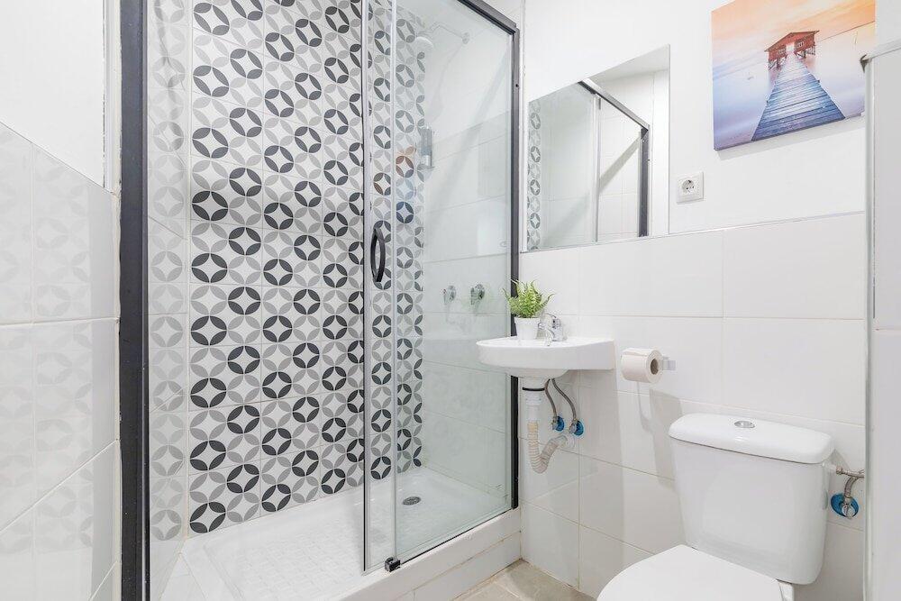 Foto del baño de Albergue LooP Las Ventas