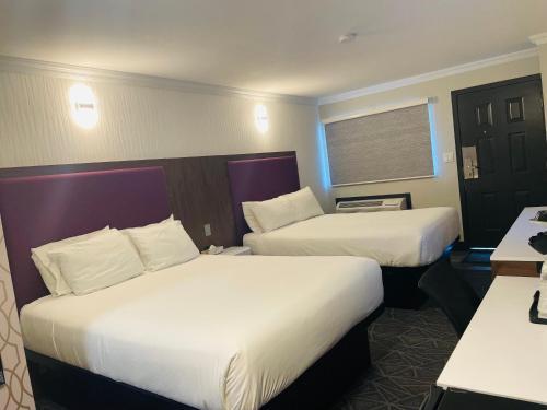 Foto de una habitación de Hotel Travelodge by Wyndham Courtenay BC