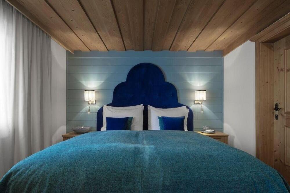 Foto general de Hotel La Perla: The Leading Hotels of the World
