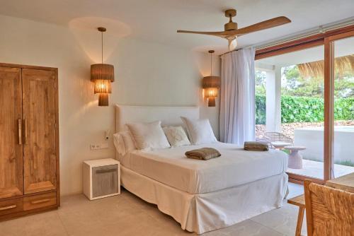 Foto de una habitación de Mar Suites Formentera by Universal Beach Hotels
