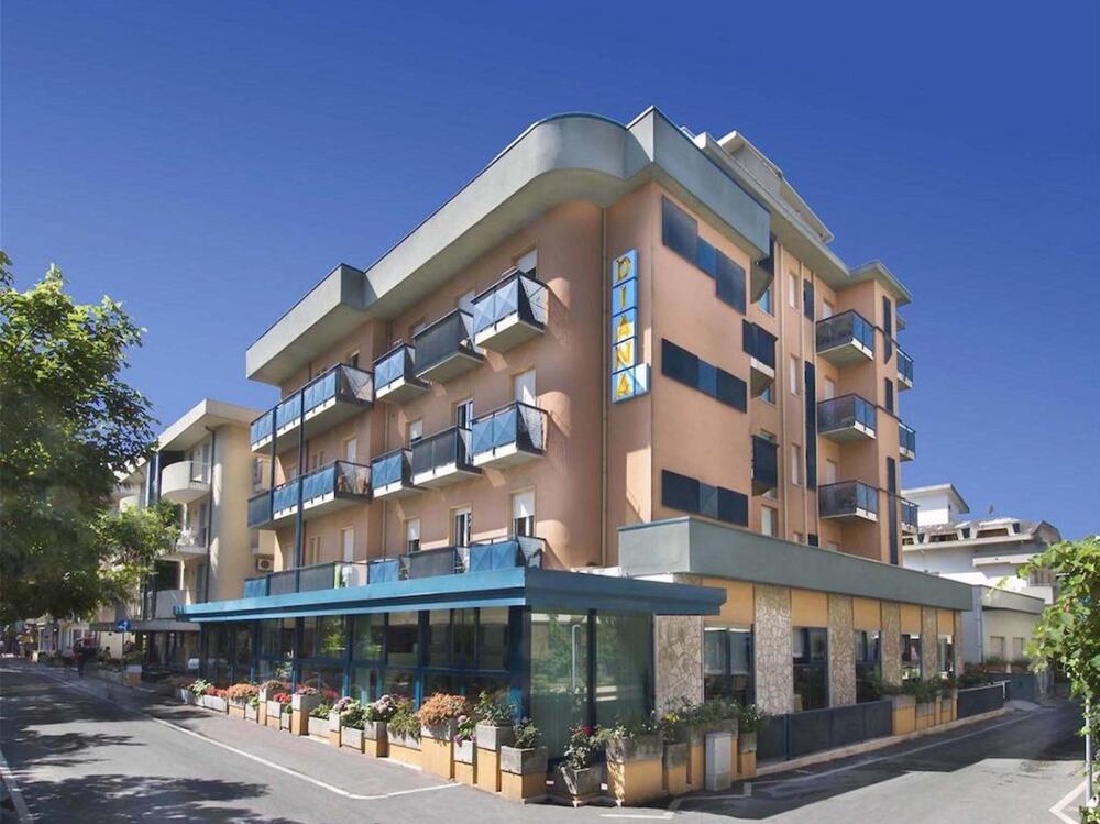 Foto del exterior de Hotel Diana