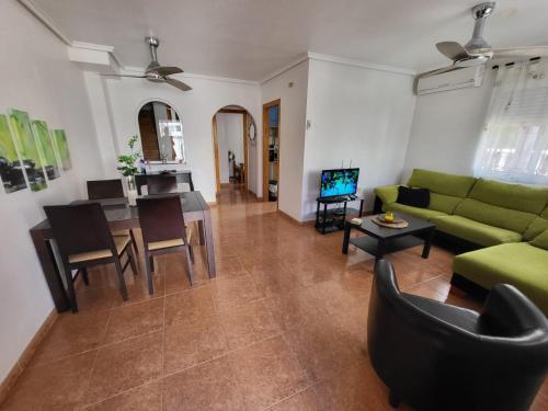 Foto de restauración de Lovely 6-Bed Villa in Orihuela