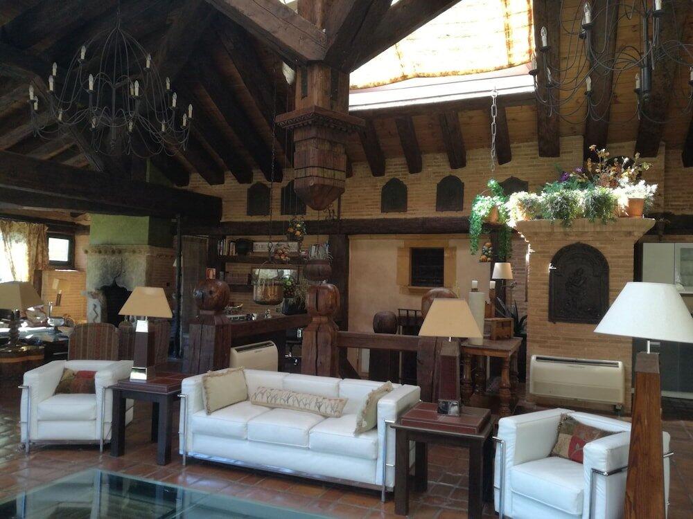 Foto de las zonas nobles de Hotel Rural Castillo de Somaén