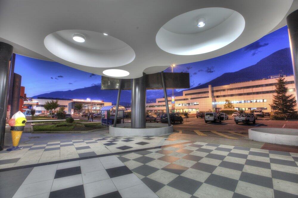 Foto del exterior de Hotel Express Aosta East