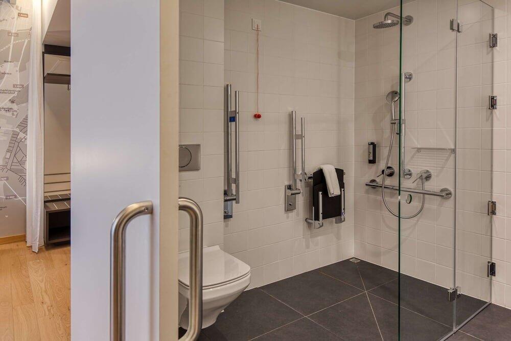 Room – IntercityHotel Berlin Airport BER Terminal 1+2