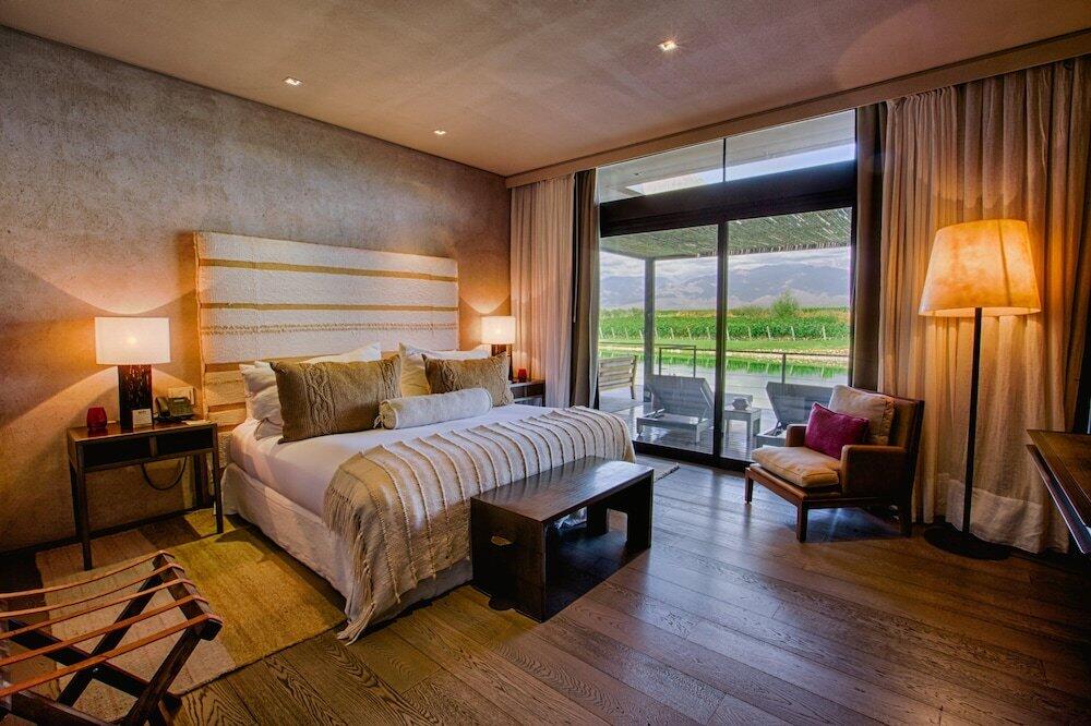 Foto de una habitación de Hotel The Vines Resort &amp;amp; Spa