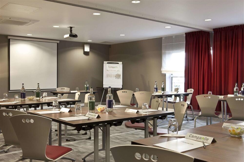 Foto de los servicios de Campanile Hotel Northampton