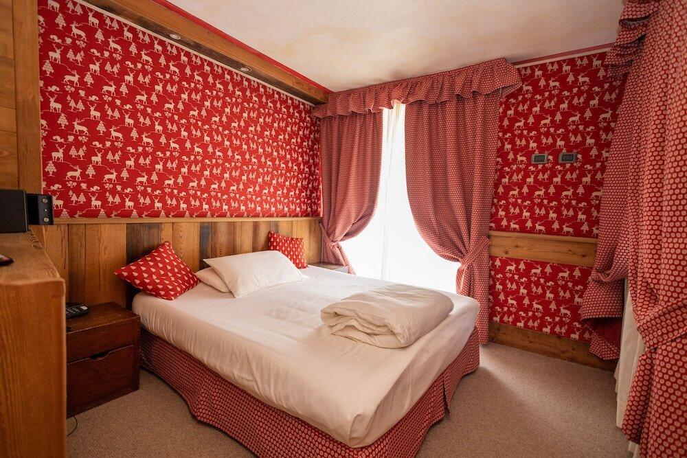 Room – Hotel Bucaneve