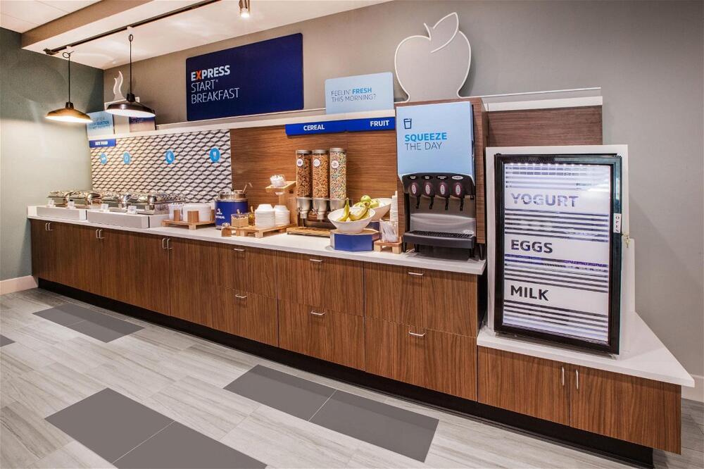Foto general de Holiday Inn Express &amp;amp; Suites Elkton - University Area, an IHG Hotel