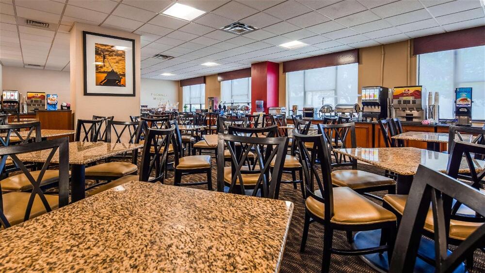 Foto de restauración de Hotel Best Western Potomac Mills
