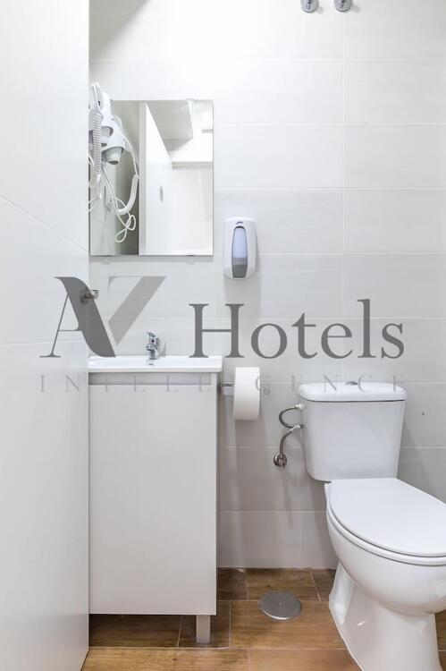 Foto del baño de Hotel AYZ Luis Cabrera-Auto check-in property