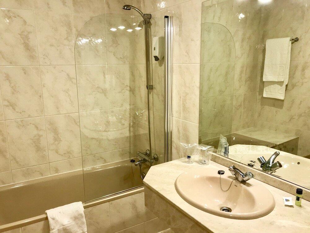Foto del baño de AP Hotel Madrid Airport