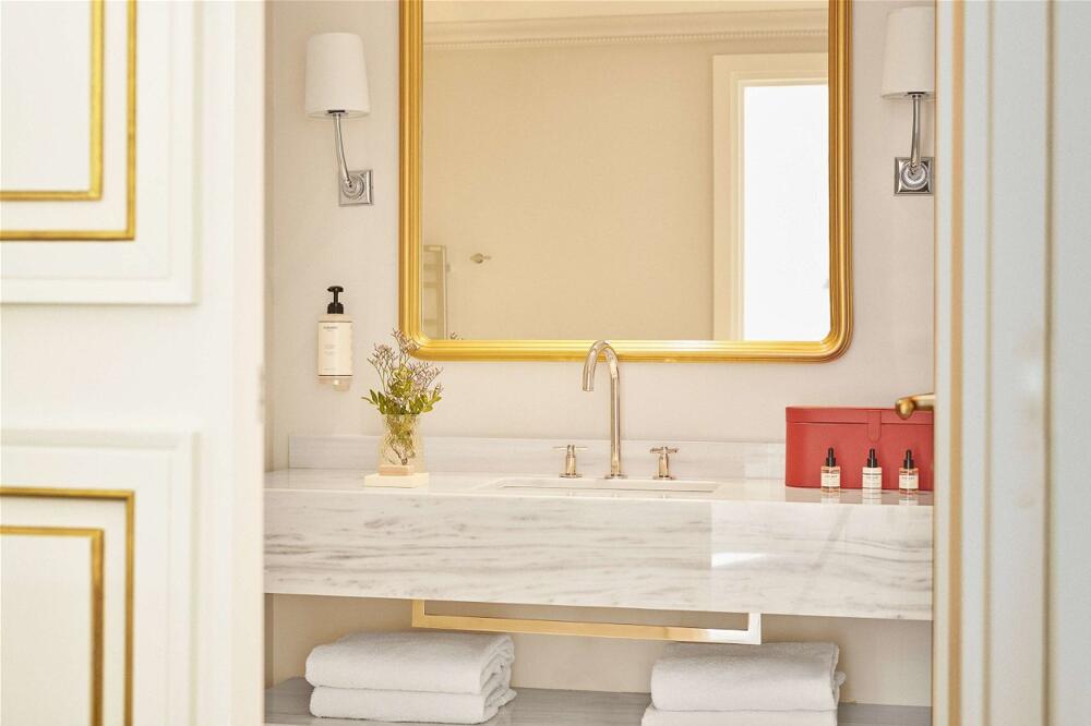 Foto del baño de Hôtel du Louvre, in The Unbound Collection by Hyatt