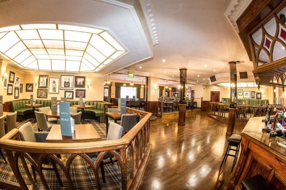 Photo - Bredbury Hall Hotel