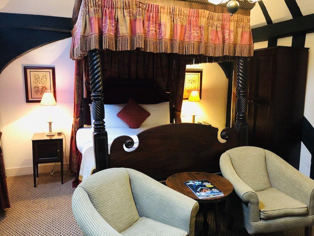 Foto de una habitación de Brook Red Lion Hotel