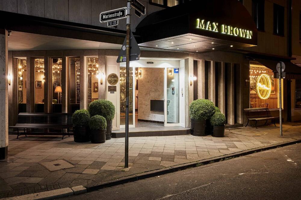 Foto del exterior de Max Brown Hotel Midtown, part of Sircle Collection