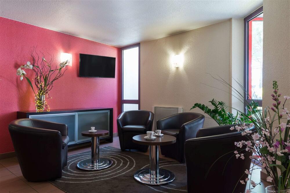 Foto de los servicios de The Originals City, Hôtel Costières, Nîmes