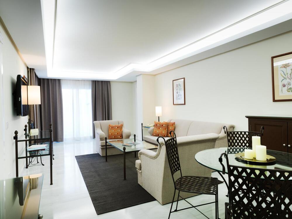 Foto general de Aparthotel Monarque Sultán