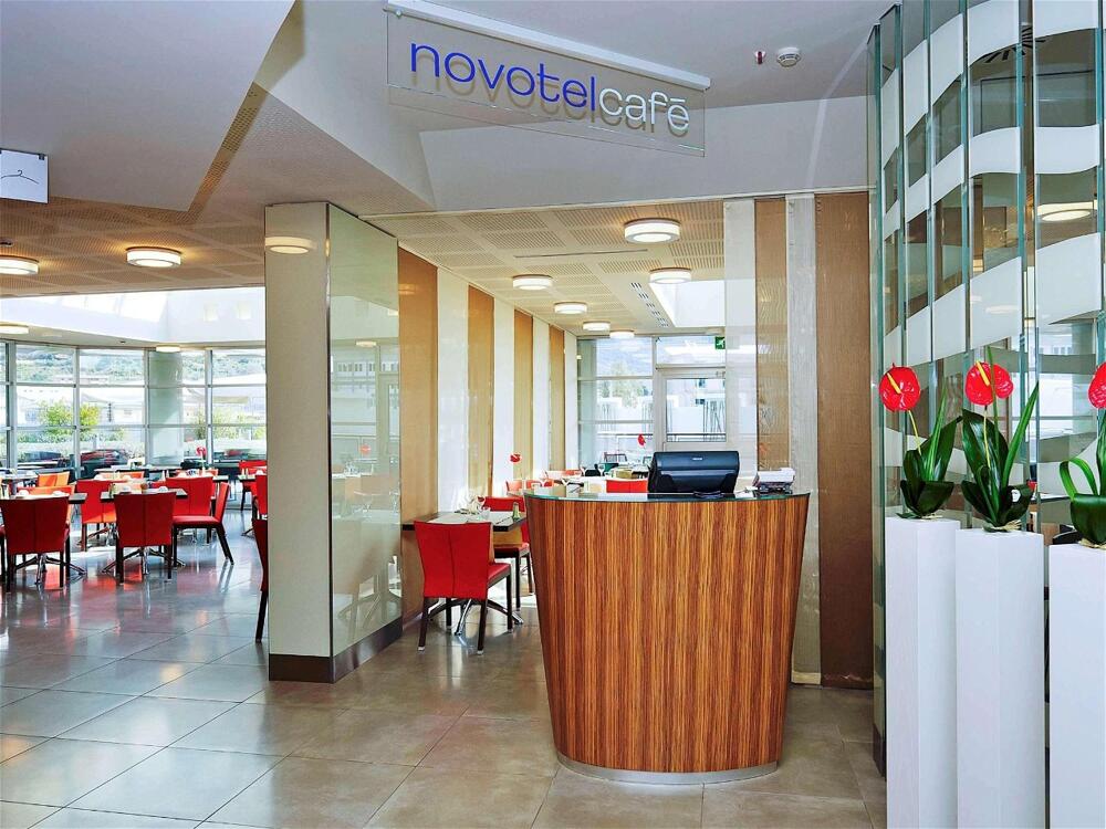 Foto general de Hotel Novotel Salerno Est Arechi