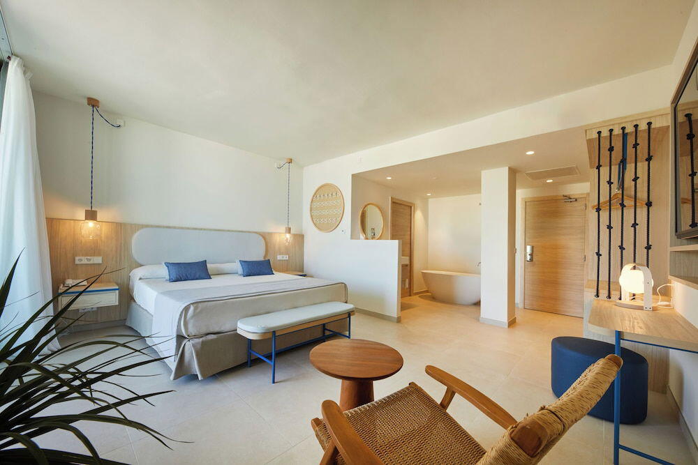 Foto de una habitación de Hotel TUI Blue Victoria Menorca