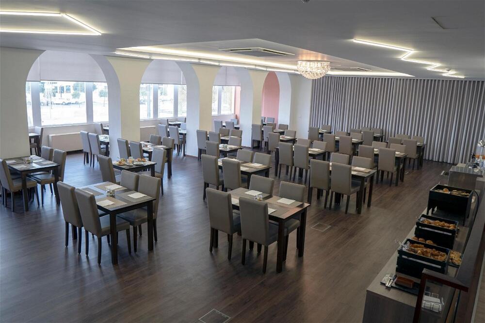 Foto general de THE ONE Grand Hotel da Póvoa