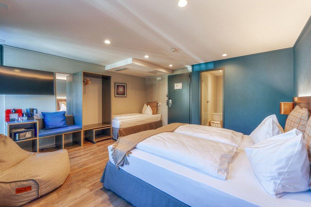 Foto de una habitación de The Hey Hotel